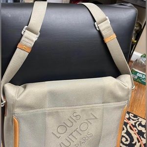 Louis Vuitton women’s bag